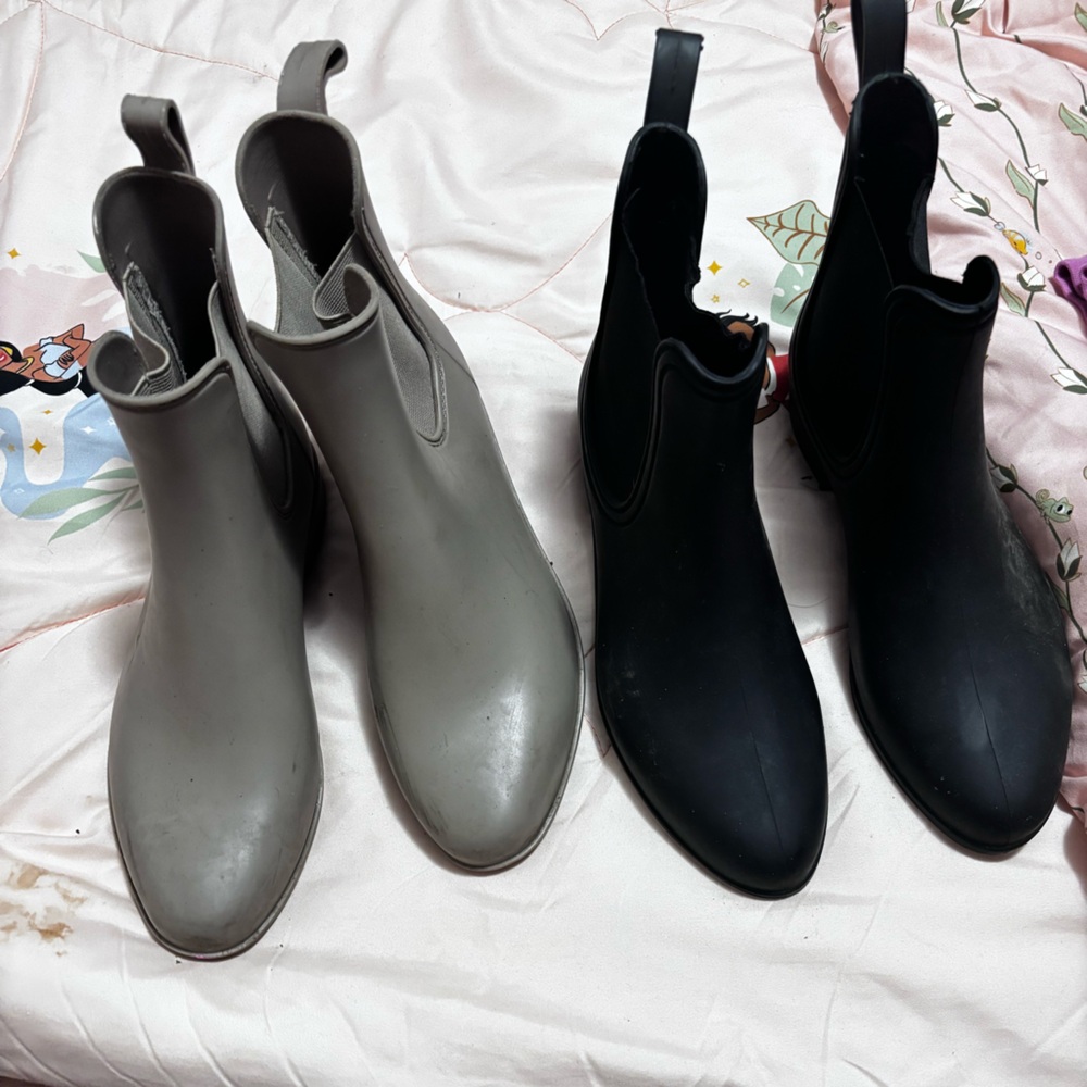 Elegant Black and Gray Women's Ankle Boots
